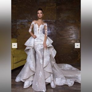 One of a kind stunning Wona Concept - Nika wedding dress for sale.